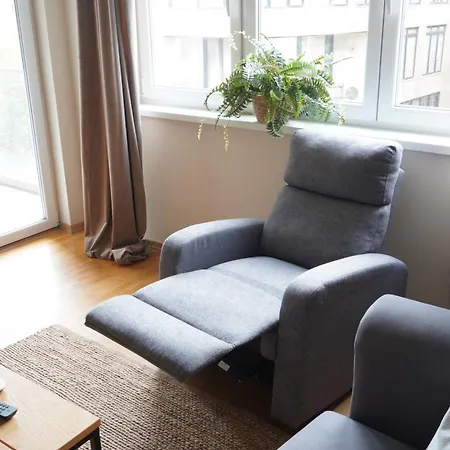 Parkside 1 Apartment *